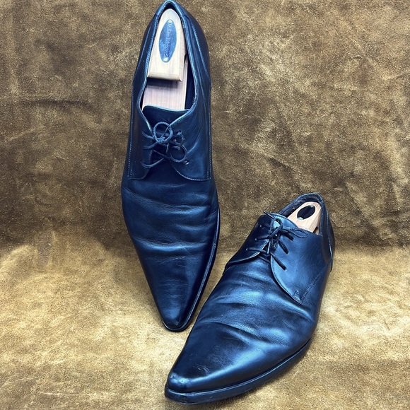 Dolce & Gabbana Point Toe Shoes - Picture 3 of 11